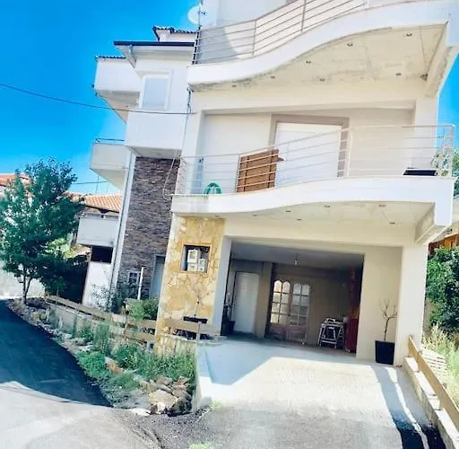 La Maisonnette * Árgos Orestikón